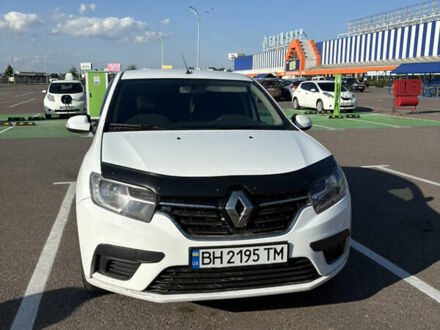 Рено Логан 2019 в Одессе на Automoto.ua Белый Рено Логан, объемом двигателя 1 л и пробегом 173 тыс. км за 6500 $, фото 1 на Automoto.ua