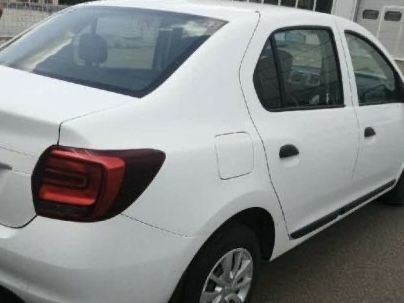 Белый Рено Логан, объемом двигателя 0 л и пробегом 90 тыс. км за 5100 $, фото 1 на Automoto.ua
