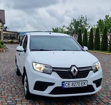 Белый Рено Логан, объемом двигателя 1 л и пробегом 71 тыс. км за 6999 $, фото 1 на Automoto.ua