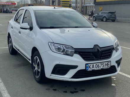 Белый Рено Логан, объемом двигателя 1 л и пробегом 157 тыс. км за 6600 $, фото 1 на Automoto.ua