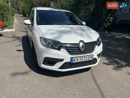 Белый Рено Логан, объемом двигателя 1.46 л и пробегом 112 тыс. км за 7350 $, фото 1 на Automoto.ua