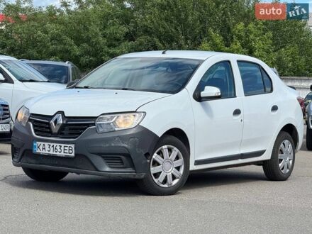 Белый Рено Логан, объемом двигателя 1 л и пробегом 154 тыс. км за 2900 $, фото 1 на Automoto.ua