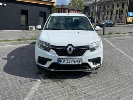 Белый Рено Логан, объемом двигателя 1 л и пробегом 189 тыс. км за 4500 $, фото 1 на Automoto.ua