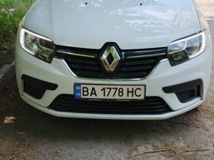 Рено Логан 2019 в Знаменке на Automoto.ua Белый Рено Логан, объемом двигателя 1 л и пробегом 220 тыс. км за 5376 $, фото 1 на Automoto.ua