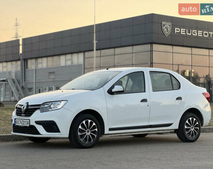 Білий Рено Логан, об'ємом двигуна 1 л та пробігом 255 тис. км за 4200 $, фото 1 на Automoto.ua