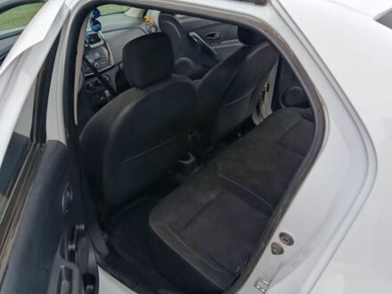 Білий Рено Логан, об'ємом двигуна 1 л та пробігом 221 тис. км за 4400 $, фото 1 на Automoto.ua