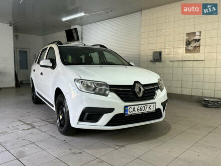 Білий Рено Логан, об'ємом двигуна 1.46 л та пробігом 152 тис. км за 9000 $, фото 1 на Automoto.ua