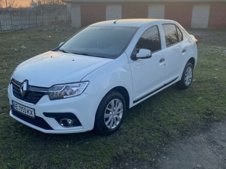 Белый Рено Логан, объемом двигателя 1 л и пробегом 167 тыс. км за 6999 $, фото 1 на Automoto.ua