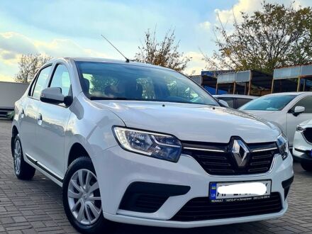 Білий Рено Логан, об'ємом двигуна 1.5 л та пробігом 29 тис. км за 12200 $, фото 1 на Automoto.ua