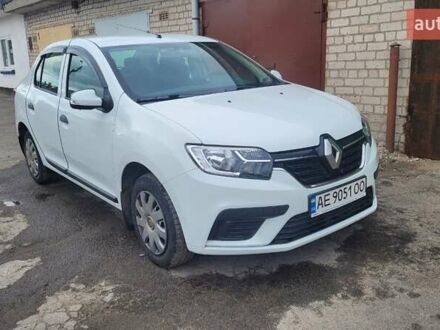 Белый Рено Логан, объемом двигателя 0.9 л и пробегом 46 тыс. км за 8600 $, фото 1 на Automoto.ua