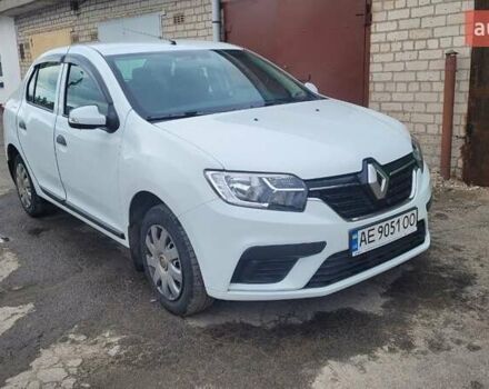 Білий Рено Логан, об'ємом двигуна 0.9 л та пробігом 46 тис. км за 8600 $, фото 1 на Automoto.ua