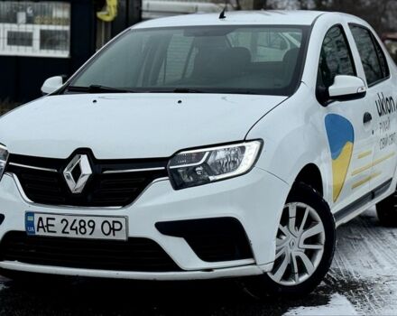 Білий Рено Логан, об'ємом двигуна 1 л та пробігом 330 тис. км за 4200 $, фото 1 на Automoto.ua