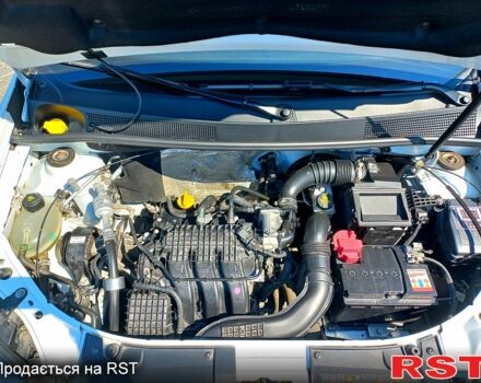 Білий Рено Логан, об'ємом двигуна 1 л та пробігом 145 тис. км за 7700 $, фото 1 на Automoto.ua
