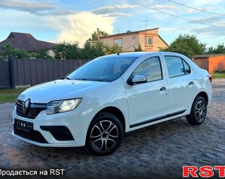 Белый Рено Логан, объемом двигателя 1.5 л и пробегом 72 тыс. км за 7480 $, фото 1 на Automoto.ua