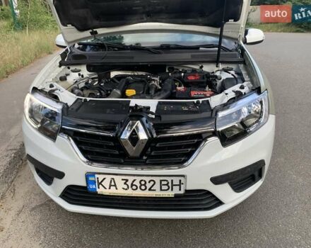 Білий Рено Логан, об'ємом двигуна 1.46 л та пробігом 48 тис. км за 7577 $, фото 1 на Automoto.ua