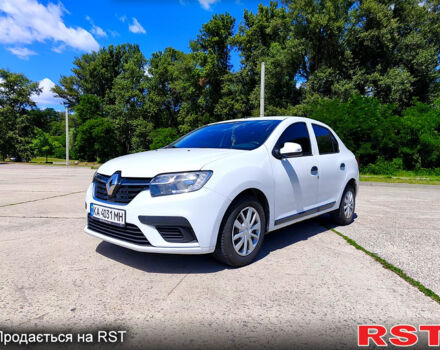 Белый Рено Логан, объемом двигателя 1 л и пробегом 143 тыс. км за 6000 $, фото 1 на Automoto.ua