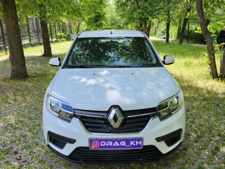 Рено Логан 2020 у Харкові на Automoto.ua Білий Рено Логан, об'ємом двигуна 1.5 л та пробігом 164 тис. км за 6800 $, фото 1 на Automoto.ua