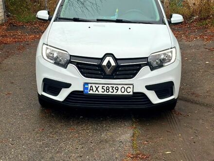 Белый Рено Логан, объемом двигателя 1.5 л и пробегом 152 тыс. км за 7500 $, фото 1 на Automoto.ua