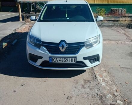 Белый Рено Логан, объемом двигателя 1 л и пробегом 282 тыс. км за 4200 $, фото 1 на Automoto.ua