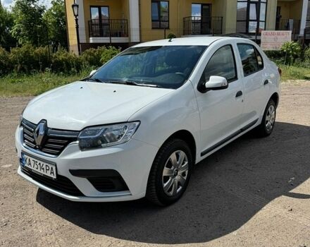 Білий Рено Логан, об'ємом двигуна 0.9 л та пробігом 66 тис. км за 7950 $, фото 1 на Automoto.ua
