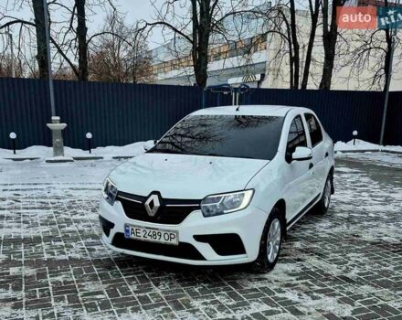 Білий Рено Логан, об'ємом двигуна 1 л та пробігом 195 тис. км за 5200 $, фото 1 на Automoto.ua