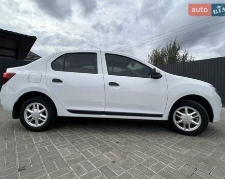 Рено Логан 2021 у Черкасах на Automoto.ua Білий Рено Логан, об'ємом двигуна 0.9 л та пробігом 60 тис. км за 11100 $, фото 1 на Automoto.ua