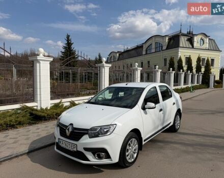 Белый Рено Логан, объемом двигателя 1.46 л и пробегом 178 тыс. км за 8799 $, фото 1 на Automoto.ua