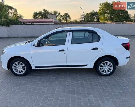 Білий Рено Логан, об'ємом двигуна 1 л та пробігом 105 тис. км за 6900 $, фото 1 на Automoto.ua
