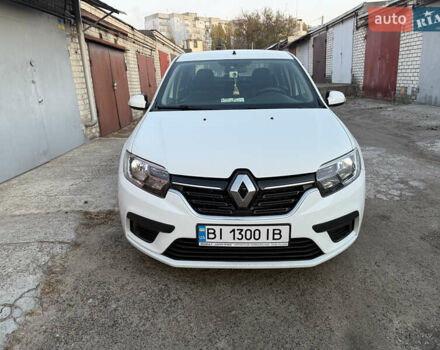 Білий Рено Логан, об'ємом двигуна 1 л та пробігом 137 тис. км за 7999 $, фото 1 на Automoto.ua