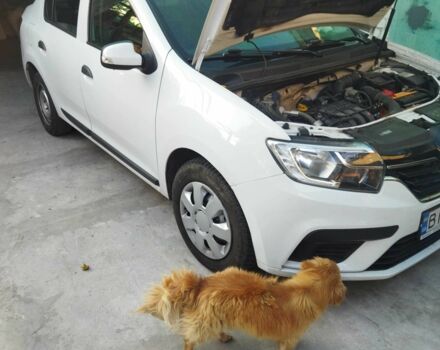 Білий Рено Логан, об'ємом двигуна 1 л та пробігом 200 тис. км за 6100 $, фото 1 на Automoto.ua