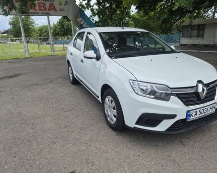 Белый Рено Логан, объемом двигателя 1 л и пробегом 160 тыс. км за 5700 $, фото 1 на Automoto.ua