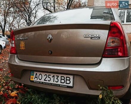 Бежевый Рено Логан, объемом двигателя 1.39 л и пробегом 102 тыс. км за 5800 $, фото 2 на Automoto.ua