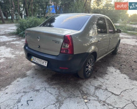 Бежевий Рено Логан, об'ємом двигуна 1.39 л та пробігом 277 тис. км за 3300 $, фото 4 на Automoto.ua