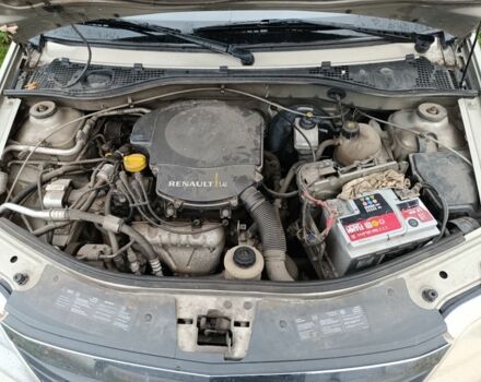 Бежевый Рено Логан, объемом двигателя 1.4 л и пробегом 180 тыс. км за 4600 $, фото 4 на Automoto.ua