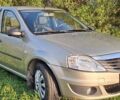 Бежевый Рено Логан, объемом двигателя 1.39 л и пробегом 106 тыс. км за 5000 $, фото 2 на Automoto.ua