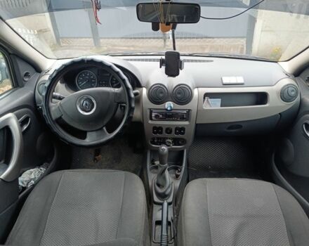 Бежевый Рено Логан, объемом двигателя 1.4 л и пробегом 180 тыс. км за 4600 $, фото 6 на Automoto.ua