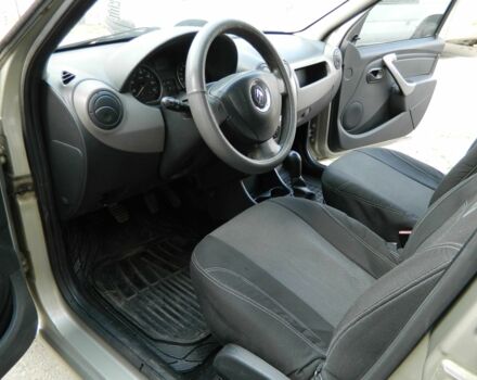 Бежевый Рено Логан, объемом двигателя 1.4 л и пробегом 168 тыс. км за 3900 $, фото 12 на Automoto.ua