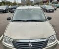 Бежевий Рено Логан, об'ємом двигуна 1.39 л та пробігом 171 тис. км за 3950 $, фото 3 на Automoto.ua
