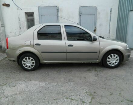 Бежевый Рено Логан, объемом двигателя 1.4 л и пробегом 168 тыс. км за 3900 $, фото 5 на Automoto.ua