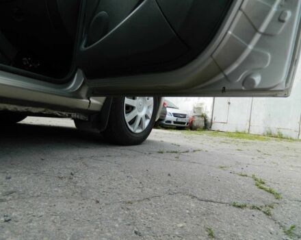 Бежевый Рено Логан, объемом двигателя 1.4 л и пробегом 168 тыс. км за 3900 $, фото 10 на Automoto.ua