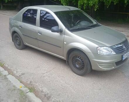Бежевый Рено Логан, объемом двигателя 1.6 л и пробегом 243 тыс. км за 4500 $, фото 1 на Automoto.ua