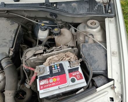 Бежевый Рено Логан, объемом двигателя 1.4 л и пробегом 180 тыс. км за 4600 $, фото 7 на Automoto.ua