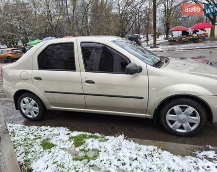 Бежевый Рено Логан, объемом двигателя 1.39 л и пробегом 85 тыс. км за 5250 $, фото 2 на Automoto.ua