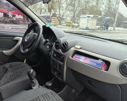 Бежевый Рено Логан, объемом двигателя 1.39 л и пробегом 85 тыс. км за 5250 $, фото 5 на Automoto.ua