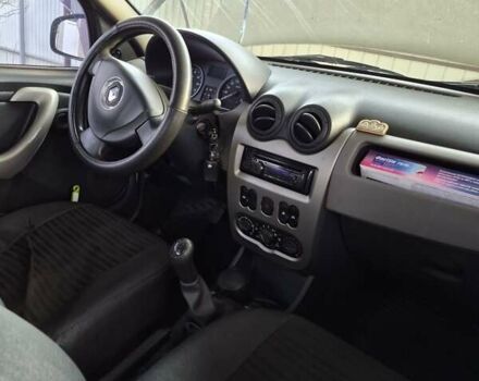 Бежевый Рено Логан, объемом двигателя 1.39 л и пробегом 85 тыс. км за 5250 $, фото 12 на Automoto.ua