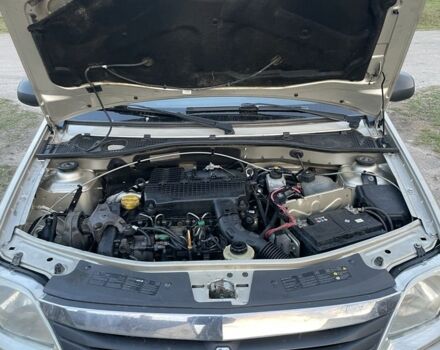 Бежевий Рено Логан, об'ємом двигуна 1.5 л та пробігом 330 тис. км за 3200 $, фото 6 на Automoto.ua