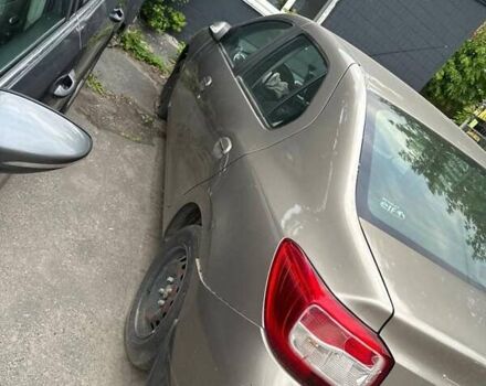 Бежевый Рено Логан, объемом двигателя 1.15 л и пробегом 70 тыс. км за 5000 $, фото 4 на Automoto.ua