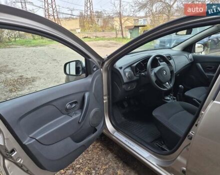 Бежевый Рено Логан, объемом двигателя 1.15 л и пробегом 27 тыс. км за 5600 $, фото 8 на Automoto.ua