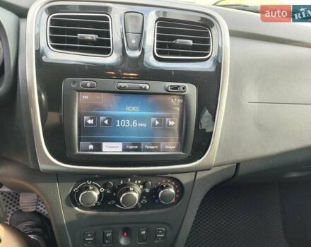 Бежевый Рено Логан, объемом двигателя 1.15 л и пробегом 169 тыс. км за 6300 $, фото 36 на Automoto.ua