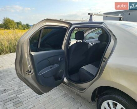 Бежевый Рено Логан, объемом двигателя 1.15 л и пробегом 169 тыс. км за 6300 $, фото 18 на Automoto.ua